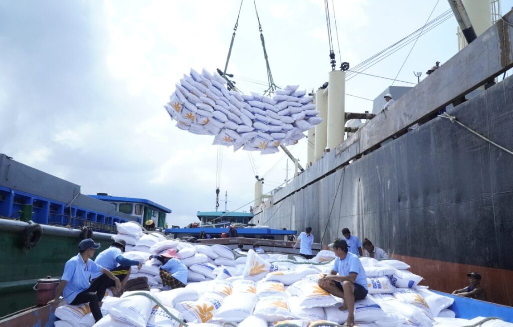 Nhóm mặt hàng chủ lực xuất, nhập khẩu tại Việt Nam năm 2023